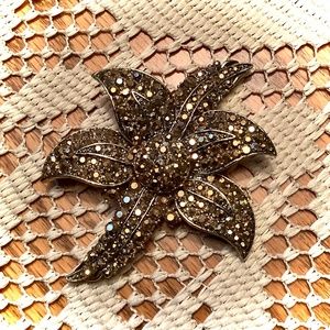 Vintage Hollycraft Brooch pin sparkly gold maybe HemTite costume jewelry
